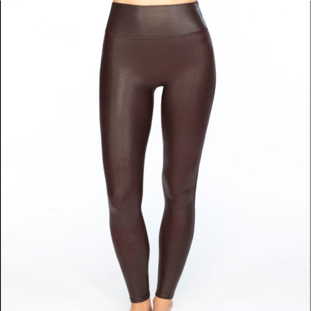 👏🏻NWT!!  Spanx 🍷 colored leggings!!